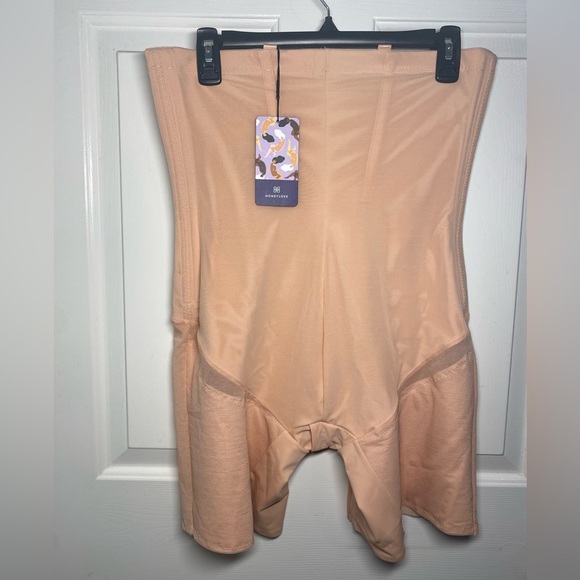 NWT Honeylove Super Power Shorts Size 1X Sand Tan - Picture 3 of 8